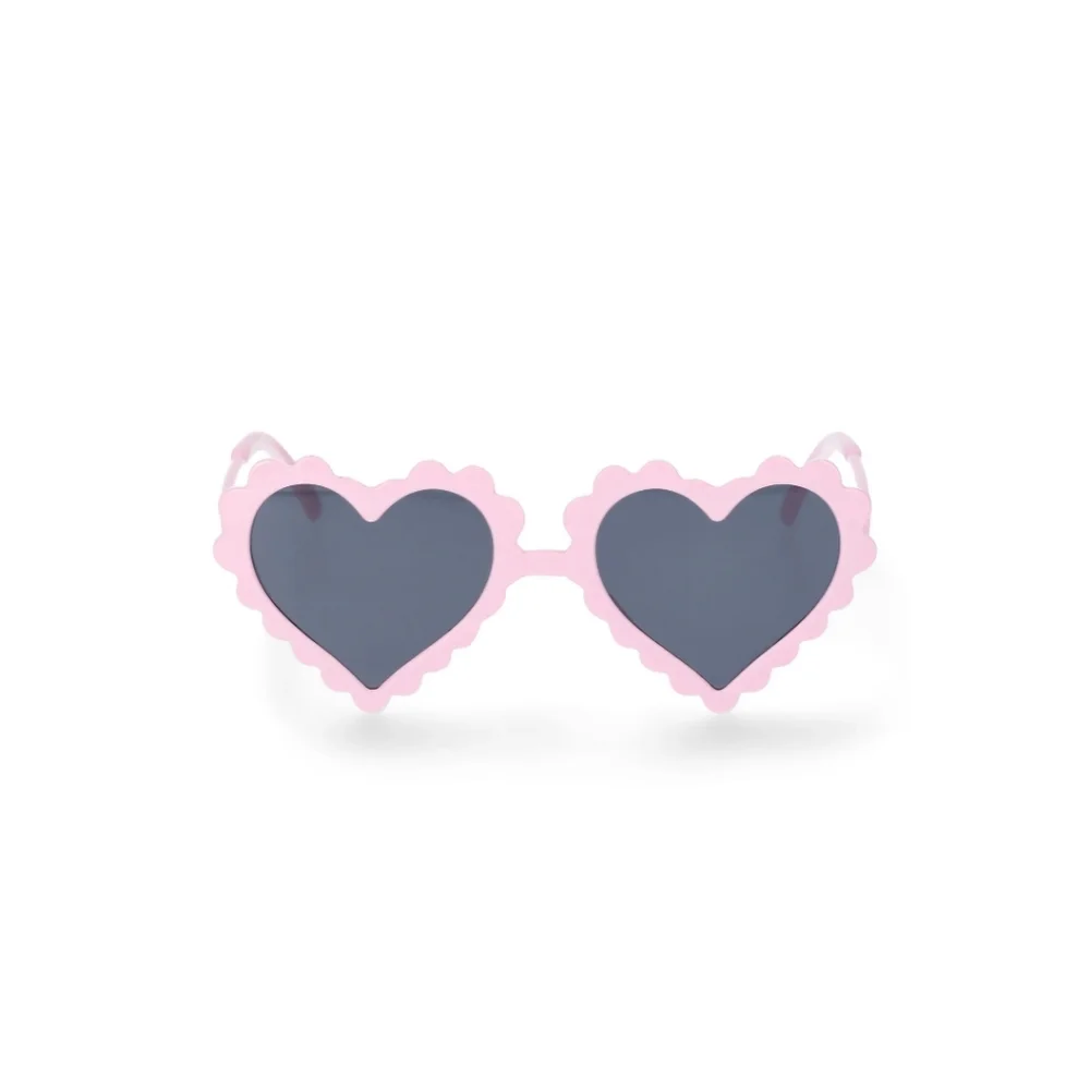 💣♡Wonder Nation Heart Shaped Sunglasses with Quilted Case